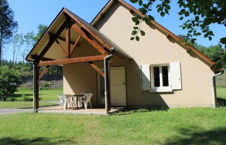 G&icirc;te n&deg;87G5532 Beaumont-du-Lac - Haute-Vienne -  Le Lac de Vassivi&egrave;re.
