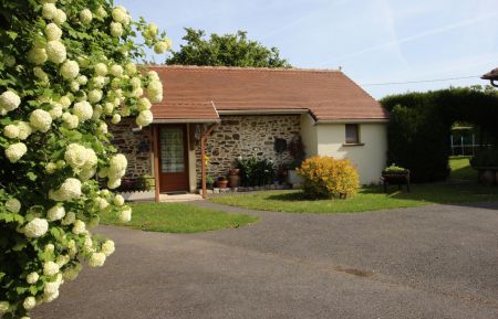 G&icirc;te n&deg;87G7044 Ch&acirc;lus - Haute-Vienne - Gite" L'Age" &agrave; Chalus en Haute-Vienne 