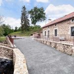 G&icirc;te 'Les rives du Bandiat ' &agrave; La Chapelle Montbrandeix en Haute-Vienne (Nouvelle Aquitaine)