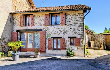 G&icirc;te n&deg;87G8202 Saint-Cyr - Haute-Vienne - Gite "Vedeix" &agrave; Saint Cyr en Haute-Vienne (Limousin)