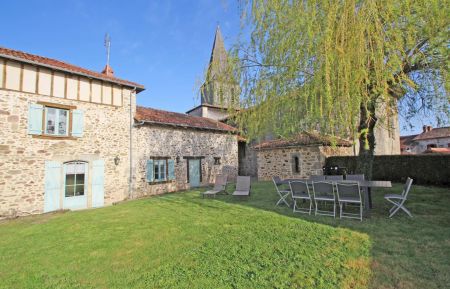 Gîte 'Le Presbytère' à SaintDenis des Murs en Haute-Vienne (Nouvelle Aquitaine) Gîte n°87G5362 Saint-Denis-des-Murs - Haute-Vienne - Gîte 'Le Presbytère' à SaintDenis des Murs en Haute-Vienne (Nouvelle Aquitaine)