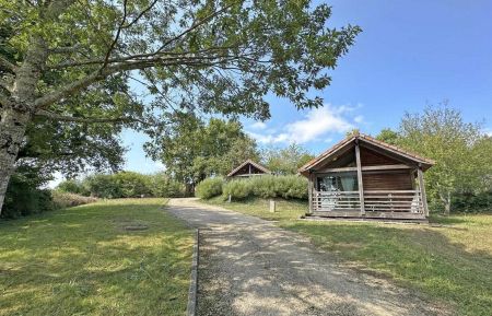 G&icirc;te n&deg;87G9520 Verneuil-sur-Vienne - Haute-Vienne - Hameau de g&icirc;tes du Vieux Poirier &agrave; Verneuil sur Vienne en Haute-Vienne (Nouvelle Aquitaine)