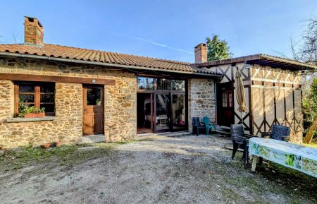 Gite "Les Landes" à Champnetery en Haute-Vienne (Limousin en Nouvelle Aquitaine) Gîte n°87G5060 Champnétery - Haute-Vienne - Gite "Les Landes" à Champnetery en Haute-Vienne (Limousin en Nouvelle Aquitaine)
