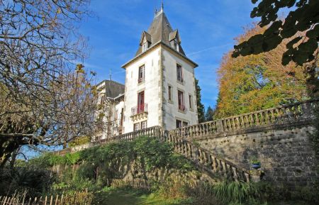 Chambre d'h&ocirc;tes n&deg;87G4701 Ambazac - Haute-Vienne - Chambre d'hotes" Le Chateau De Saint Roch" &agrave; Ambazac en Haute-Vienne (Limousin)