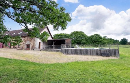G&icirc;te n&deg;87G6455 Saint-Yrieix-la-Perche - Haute-Vienne - G&icirc;te de la Ch&acirc;taigneraie &agrave; Saint Yrieix La Perche en Haute-Vienne (Nouvelle Aquitaine)