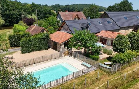 G&icirc;te n&deg;87G6017 Ch&acirc;teau-Chervix - Haute-Vienne - La Bergerie &agrave; Ch&acirc;teau-Chervix en Haute-Vienne (Nouvelle Aquitaine)