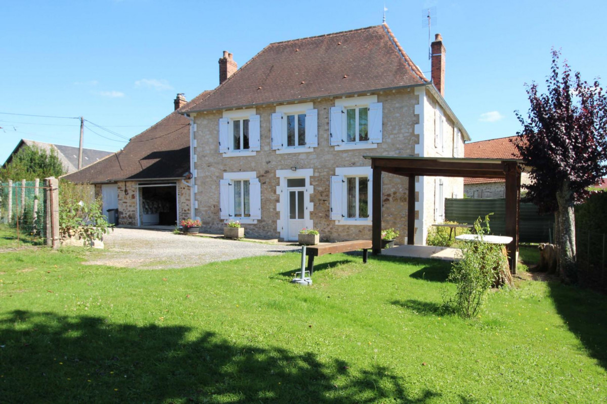 photo 0