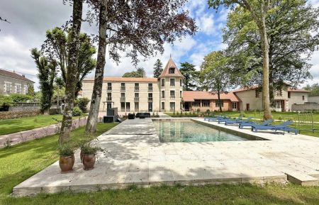 Le Manoir des Perrières à Rochechouart en Haute-Vienne (Nouvelle Aquitaine) Chambre d'hôtes n°87G8707 Rochechouart - Haute-Vienne - Le Manoir des Perrières à Rochechouart en Haute-Vienne (Nouvelle Aquitaine)