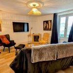 l'appartement de Saint L&eacute;o situ&eacute; sur la commune de Saint Leonard de Noblat en Haute-Vienne - salon
