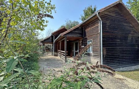 G&icirc;te n&deg;87G9504 Verneuil-sur-Vienne - Haute-Vienne - G&icirc;te Betoulles et Bataudas (PMR) dans le Hameau de g&icirc;tes du Vieux Poirier &agrave; Verneuil sur Vienne en Haute-Vienne (Nouvelle Aquitaine)